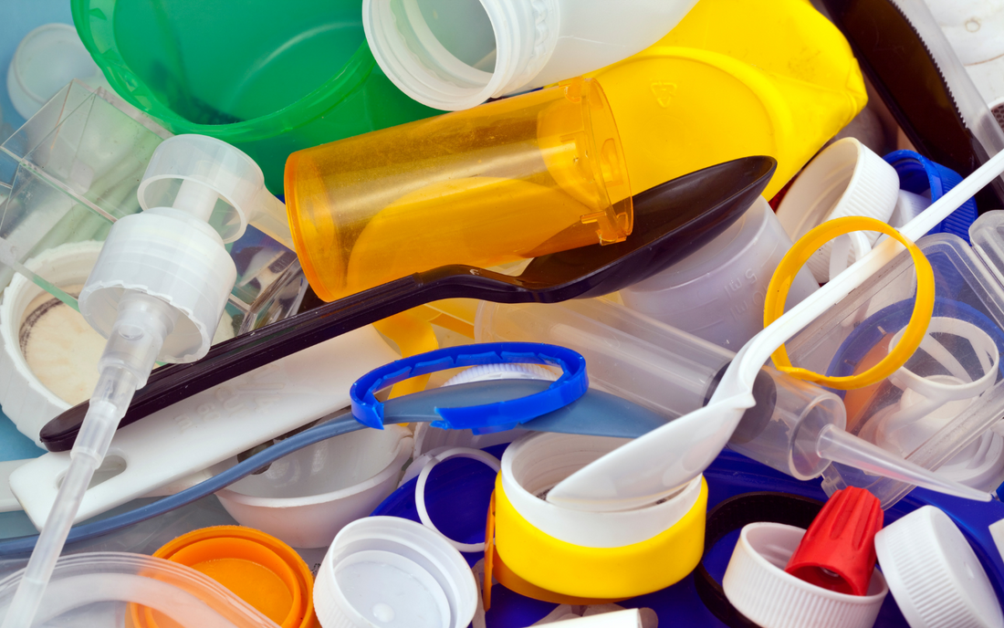 Why You Should Choose Plastic-Free Packaging for Your Cleaning Products - Flowcheer